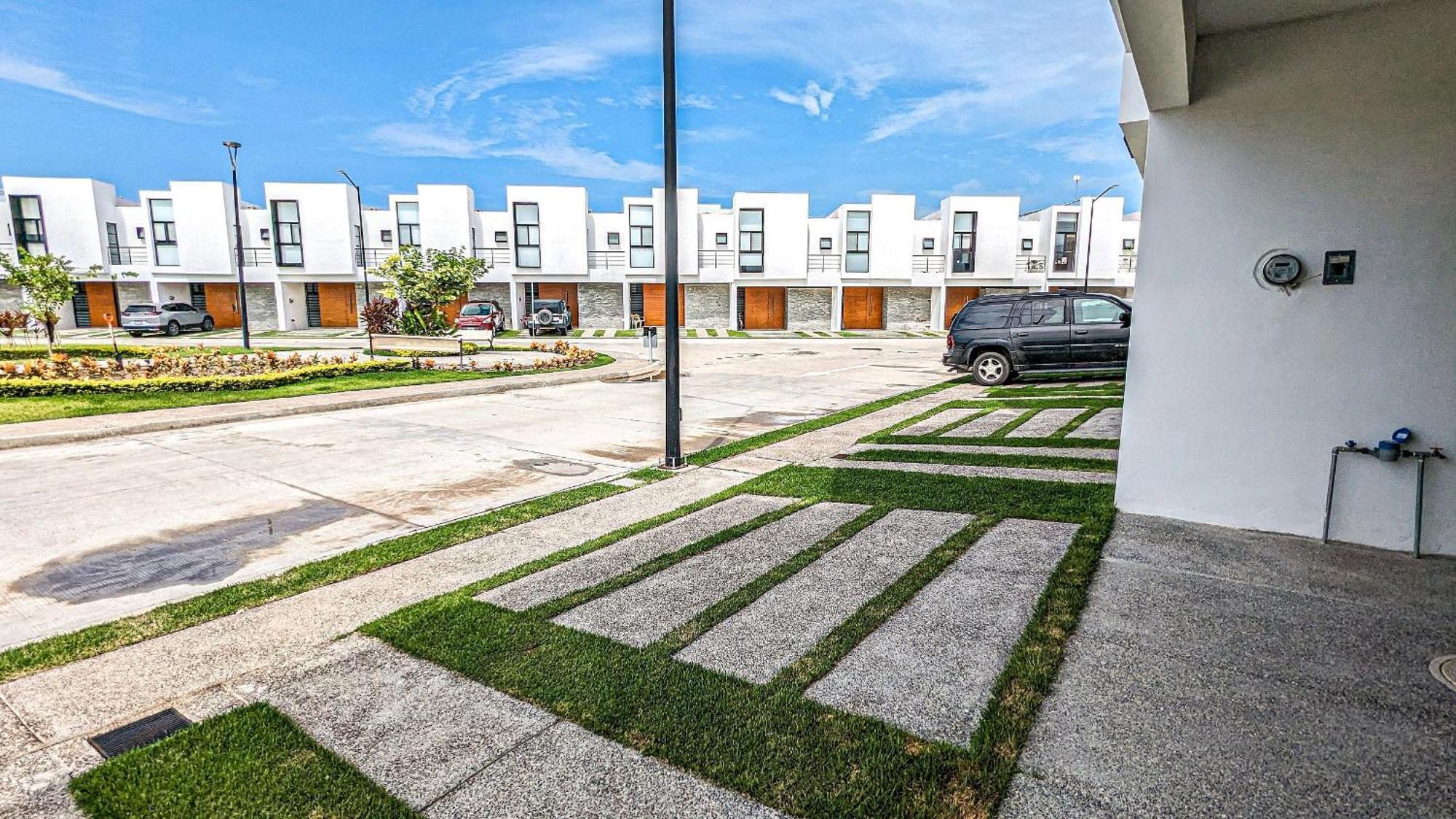 Вілла Corales Residencial Mezcales  Екстер'єр фото
